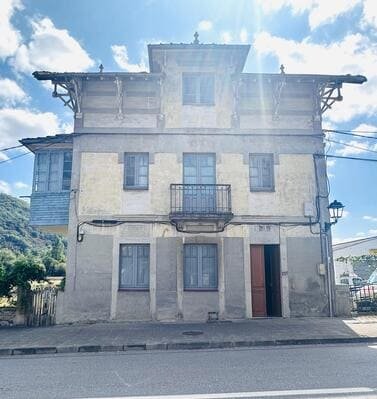 Casa con finca en Cornellana: espacio, naturaleza y calidad de vida en Asturias